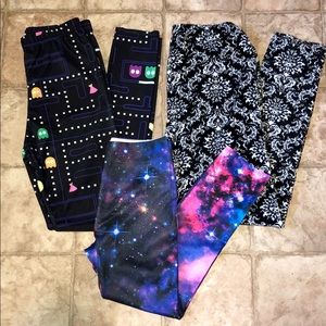 Lot of 3 Leggings-Pac-Man, Velour, Galaxy Capri